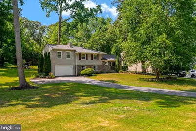 1134 Valley Drive, Pasadena, MD 21122 - Photo 3