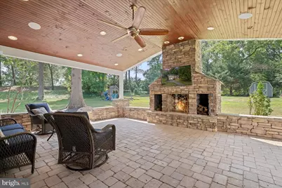 1134 Valley Drive, Pasadena, MD 21122 - Photo 19