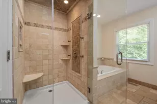 1134 Valley Dr, Pasadena, MD 21122 - Photo 33