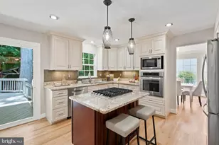 1660 Patrice Cir, Crofton, MD 21114 - Photo 9