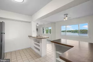 353 Gatewater Ct, Glen Burnie, MD 21060 - Photo 17