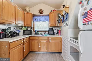 678 209th, Pasadena, MD 21122 - Photo 35