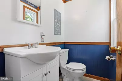 678 209th, Pasadena, MD 21122 - Photo 17