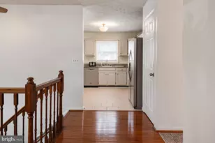 8033 Escalon Ave, Pasadena, MD 21122 - Photo 7