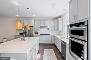 7715 Cresap Ln, Hanover, MD 21076 - Photo 9