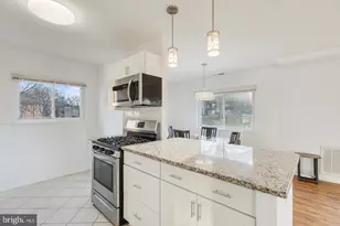 350 Gatewater Ct, Glen Burnie, MD 21060 - Photo 11
