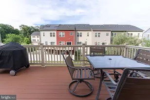 636 Foxwood Dr, Glen Burnie, MD 21060 - Photo 3