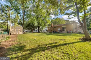 8259 Spring Knoll Dr, Pasadena, MD 21122 - Photo 21