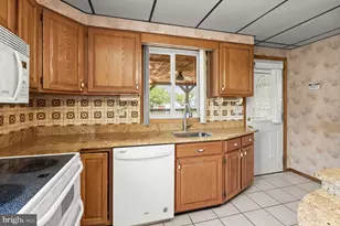 962 Point Pleasant Rd, Glen Burnie, MD 21060 - Photo 23