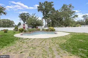 962 Point Pleasant Rd, Glen Burnie, MD 21060 - Photo 69