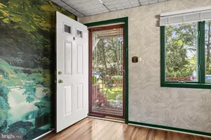 962 Point Pleasant Rd, Glen Burnie, MD 21060 - Photo 13