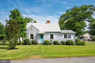 812 Bayview Dr, Deale, MD 20751 - Photo 1