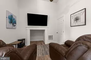 425 Walnut Dr, Edgewater, MD 21037 - Photo 3