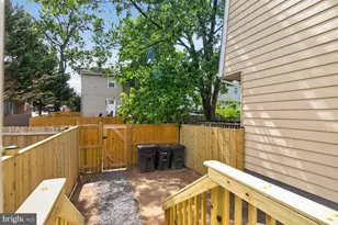 8220 Marlton Ct, Severn, MD 21144 - Photo 13