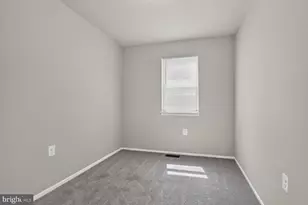 8220 Marlton Ct, Severn, MD 21144 - Photo 9