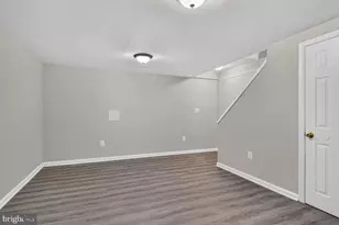 8220 Marlton Ct, Severn, MD 21144 - Photo 7