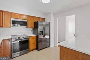 100 Oak Dr, Annapolis, MD 21403 - Photo 17