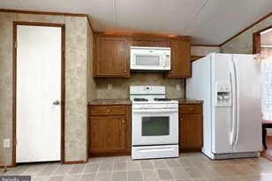 309 Berts Dr, Lothian, MD 20711 - Photo 25