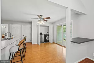 709 Sunnyfield Ln, Baltimore, MD 21225 - Photo 15