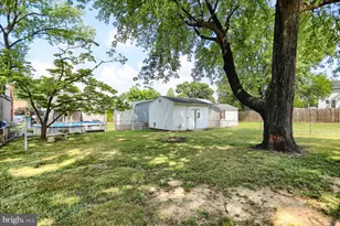 4 Baltimore Ave, Glen Burnie, MD 21061 - Photo 33