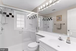 176 Cardamon Dr, Edgewater, MD 21037 - Photo 27