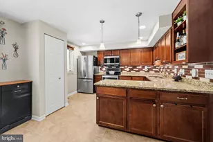 8189 Mountain Estate Ct, Pasadena, MD 21122 - Photo 5