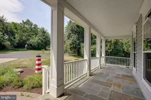 3956 Honeysuckle Dr, Edgewater, MD 21037 - Photo 9