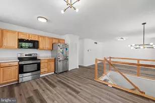 2416 230th St, Pasadena, MD 21122 - Photo 11