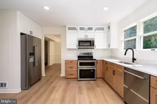 6091 Franklin Gibson Rd, Tracys Landing, MD 20779 - Photo 15