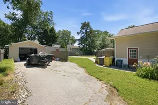 231 Carvel Rd, Pasadena, MD 21122 - Photo 35