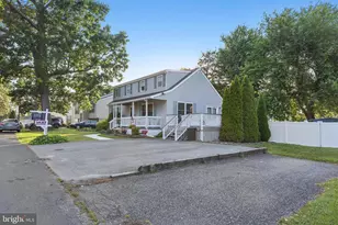 758 210th St, Pasadena, MD 21122 - Photo 5