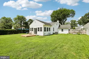 335 Beach Ave, Pasadena, MD 21122 - Photo 29