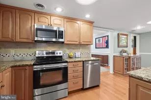 139 Arundel Beach Rd, Severna Park, MD 21146 - Photo 11