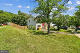 2613 Vivaldi Ln, Gambrills, MD 21054 - Photo 3