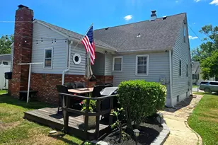 102 Sycamore Rd, Baltimore, MD 21226 - Photo 5