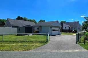 102 Sycamore Rd, Baltimore, MD 21226 - Photo 7