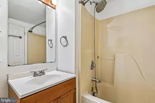 1077 Plum Creek Dr, Crownsville, MD 21032 - Photo 17