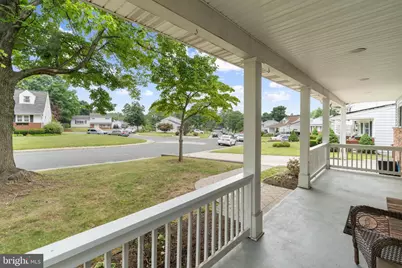 605 Carolyn Road, Glen Burnie, MD 21061 - Photo 9