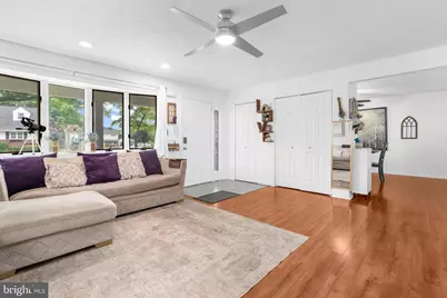 605 Carolyn Road, Glen Burnie, MD 21061 - Photo 11