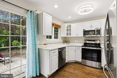 110 Lake View Drive, Annapolis, MD 21403 - Photo 7