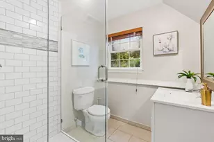 110 Lake View Dr, Annapolis, MD 21403 - Photo 23