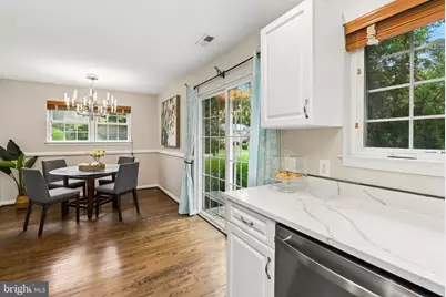 110 Lake View Drive, Annapolis, MD 21403 - Photo 9