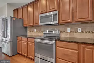 7278 Dorchester Woods Ln, Hanover, MD 21076 - Photo 7