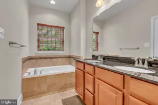 7278 Dorchester Woods Ln, Hanover, MD 21076 - Photo 19