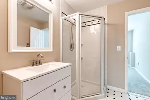 2502 Weston Ct, Crofton, MD 21114 - Photo 21