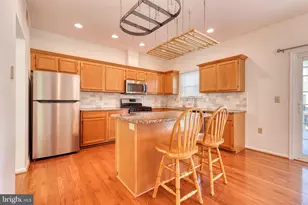 2502 Weston Ct, Crofton, MD 21114 - Photo 9