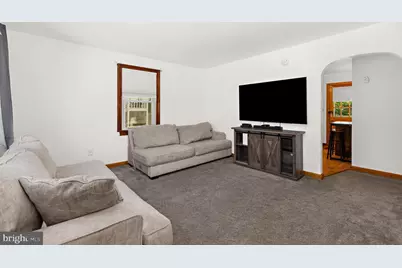 205 7th Avenue, Baltimore, MD 21225 - Photo 7