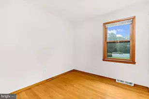 130 Circle Rd, Pasadena, MD 21122 - Photo 27