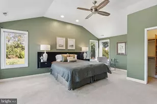 7654 Bay St, Pasadena, MD 21122 - Photo 25