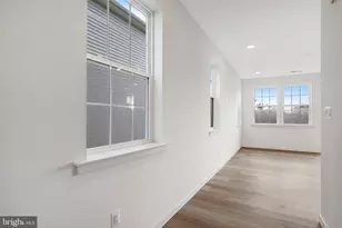 5733 Howard Dr, Glen Burnie, MD 21060 - Photo 9